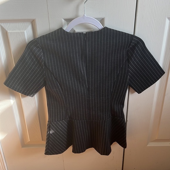 LAUREN (RALPH LAUREN) GREY PIN-STRIPED PEPLUM TOP - Picture 3 of 6